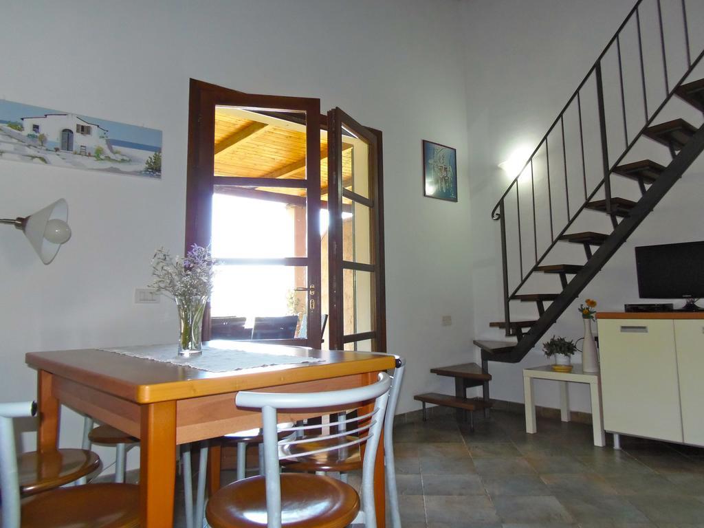 Villetta Ai Peri Nisporto Ngoại thất bức ảnh